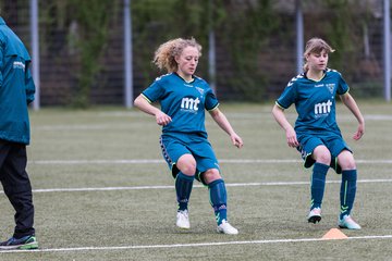 Bild 140 - B-Juniorinnen Pokalfinale VfL Oldesloe - Holstein Kiel : Ergebnis: 0:6
